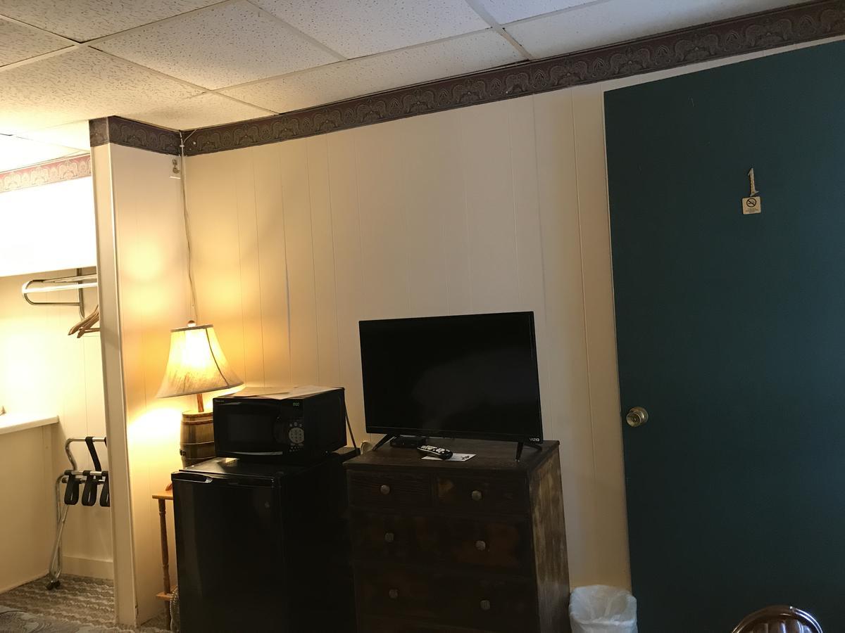 Holiday House Motel Hillsdale Buitenkant foto