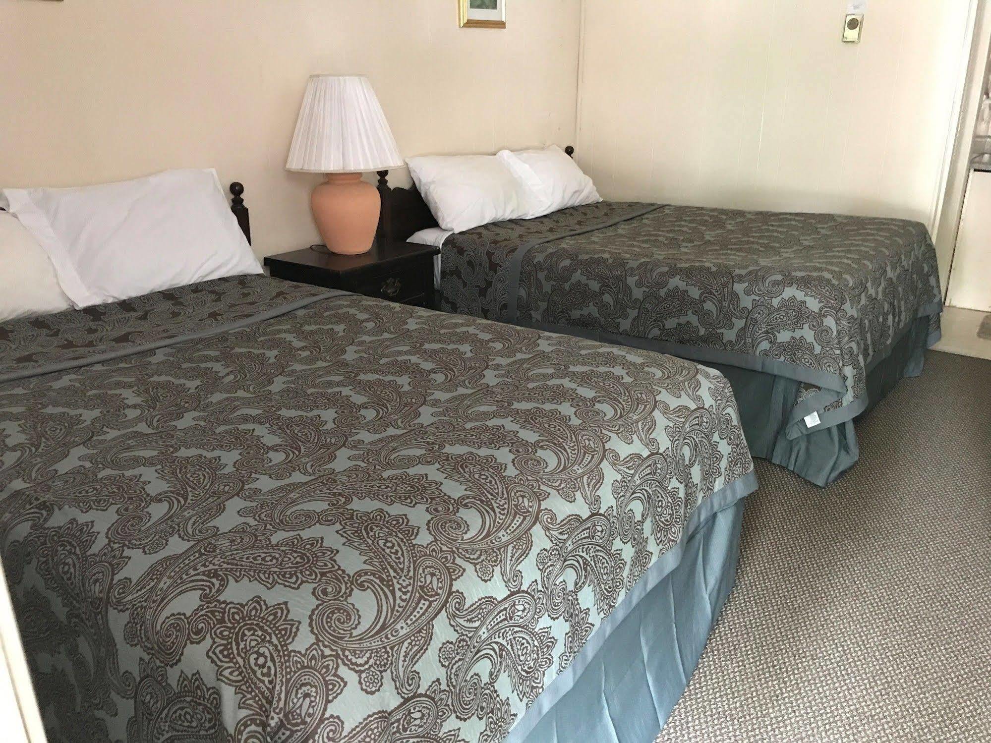 Holiday House Motel Hillsdale Buitenkant foto